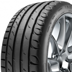 Kormoran Ultra High Performance 215/60 R 17 96H