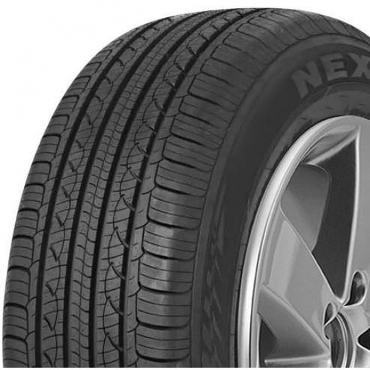 Nexen N'Priz AH8 215/45 R 18 89V